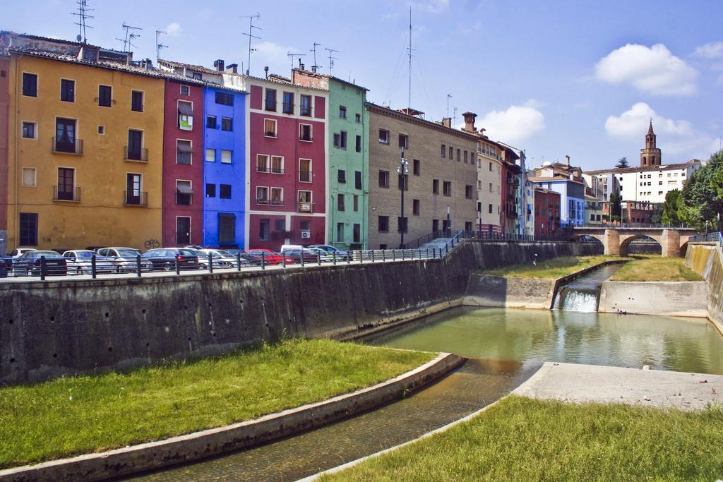 Apartamento La Seo Barbastro Esterno foto